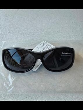 Women's Polarized Black Sunglasses - Oversized Fashion Frame